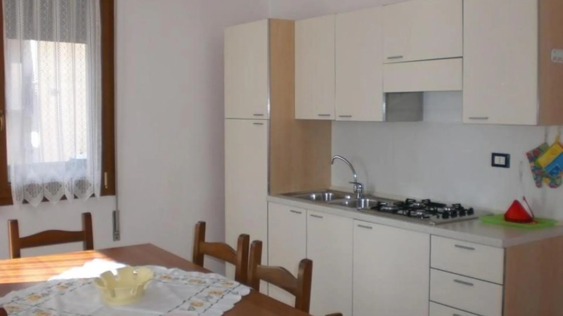 Villa Nicole 3 Camere Lido di Jesolo 0*,  İtalya